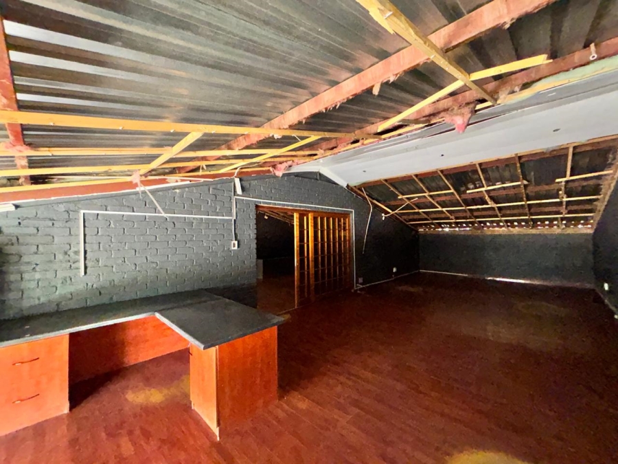 To Let commercial Property for Rent in Klerksdorp Industrial North West